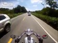 Szczęśliwy motocyklista