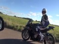 Bugatti Veyron vs BMW S1000RR