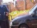 Reakcja chłopca na zatrzymanie przez policję