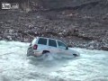 Grand Cherokee przez rzekę