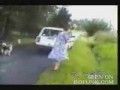 Ale urwał żonie kieckę