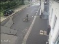 O dwóch takich, co ukradli koła od roweru
