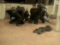 Niebezpieczni policjanci... a później koleja kryje kolegę