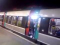Odblokowanie drzwi w metrze