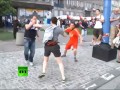Awantura pomiędzy Rosyjskimi i Polskimi fanami w Warszawie (euro 2012)