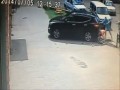 O mały włos, a rozjechałby dziecko ...