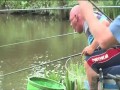 Pijany Belg na zawodach wędkarskich