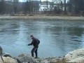 Petarda wybucha w ręce