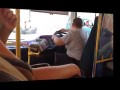 Kierowca z Malty i zepsuta kierownica