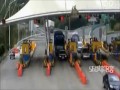 Ciężarówka przewróciła się na bramkę opłat na autostradzie