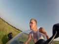 Tak wygląda jazda motorem przy 250kmh bez kasku