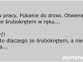 Siedzi admin w pracy
