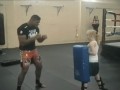 Muay thai vs dziewczynka