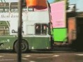 Autobus i wiadukt