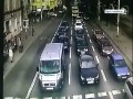 Wypadek we Wrocławiu. Autobus staranował dziewięć samochodów