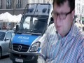 Pan Zbigniew oferuje pracę policjantce, która okładała pałką Wiplera