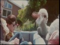 Vampire Weekend - Holiday
