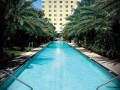 Infinite pool