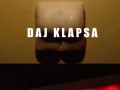 Klepnij ją