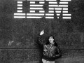 Steve jobs pokazuje środkowy palec firmie ibm 1983r