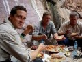 Grylls za kulisami