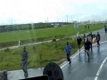 Imigranci w Calais atakują ciężarówki - wjazd do portu - 26.08.2014