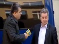 Andrzej Pałys pijany przed sejmem