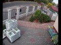 Samochód vs ogrodzenie