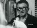 Olejnik w skupie butelek - kronika PRL
