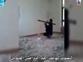 Bojownik z ISIS pokazuje jak strzelać z RPG