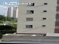 Spacer po parapecie