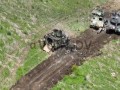 Polowanie na   czołg Leopard-2A6 i Bradleye