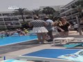 To moje miejsce! Głośna awantura przy basenie. Absurdalne sceny na Teneryfie